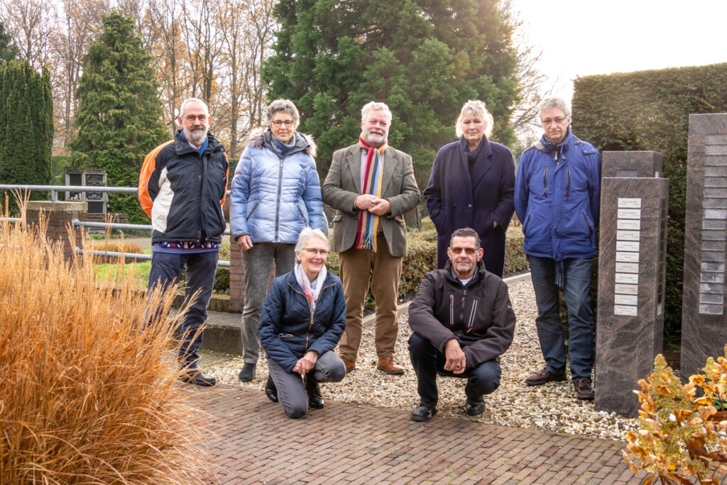 bestuur uitvaartvereniging Leimuiden Rijnsaterwoude